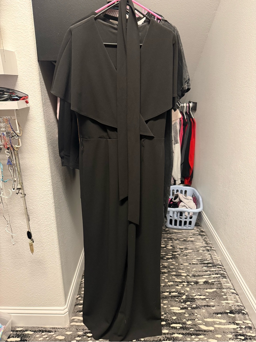 Alex Marie Black Cape Overlay Jumpsuit – Size 10